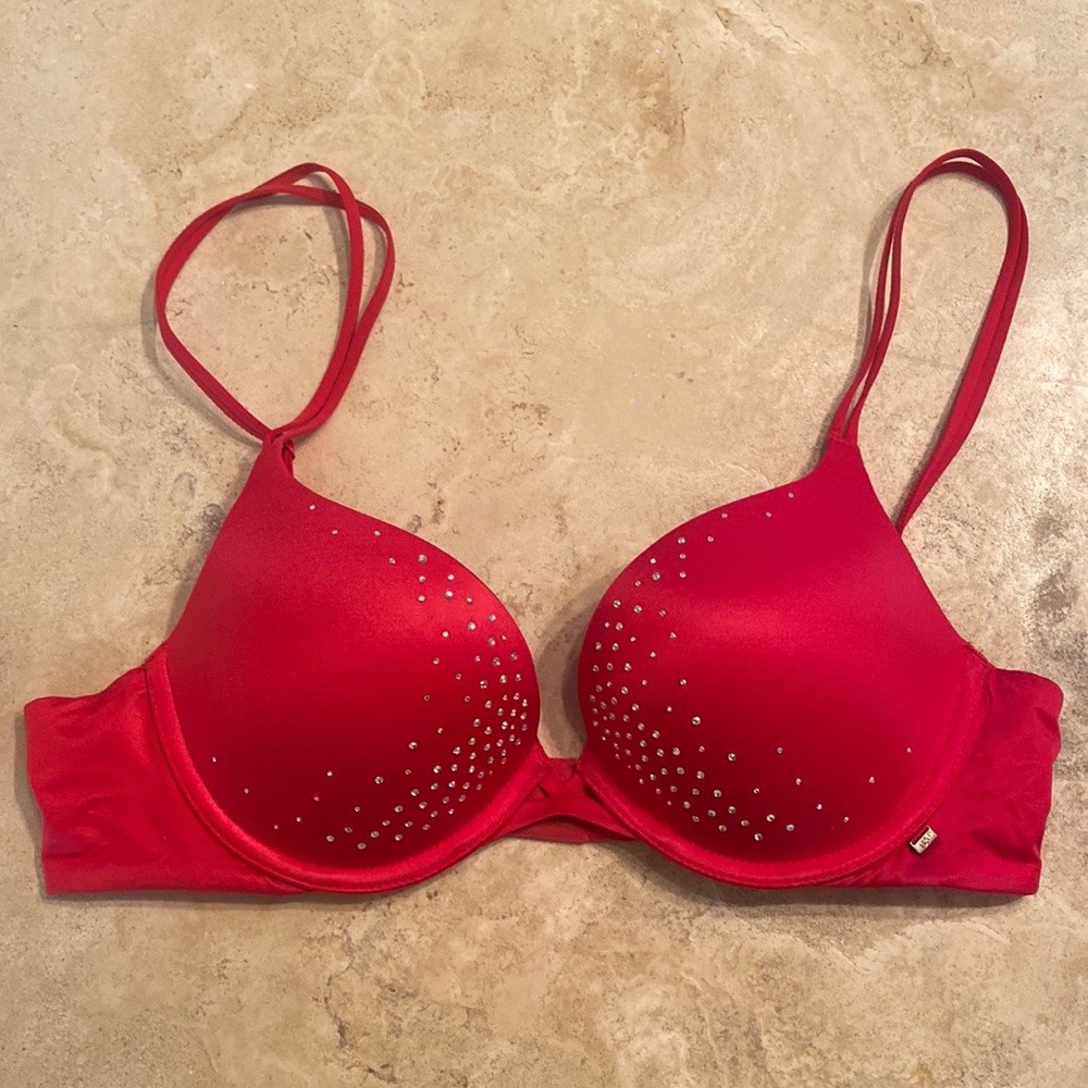 Victoria’s Secret Holiday Collection Very Sexy Push-Up Bra